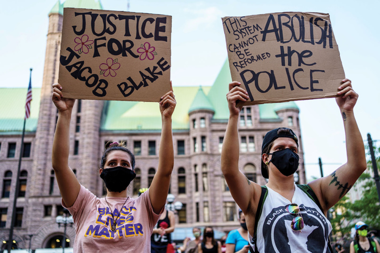 Etats-Unis: pas de poursuites contre le policier qui a tiré sur Jacob Blake Etats-Unis: pas de poursuites contre le policier qui a tiré sur Jacob Blake