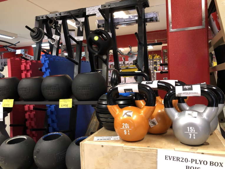 Les magasins de sports résistent à la crise