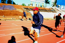 À vos marques….. C’est sur une piste d’athlétisme que le Contre-amiral Bainimarama a annoncé qu’il se présenterait aux élections (Source photo : Fijivillage)