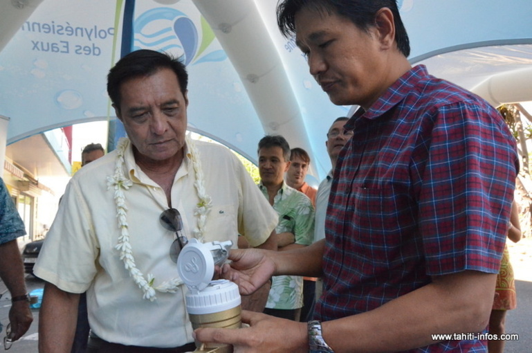 Michel Buillard, le 22 mars lors de la présentation par la Polynésienne des eaux, du système de télérelève des compteurs d'eau à Papeete.