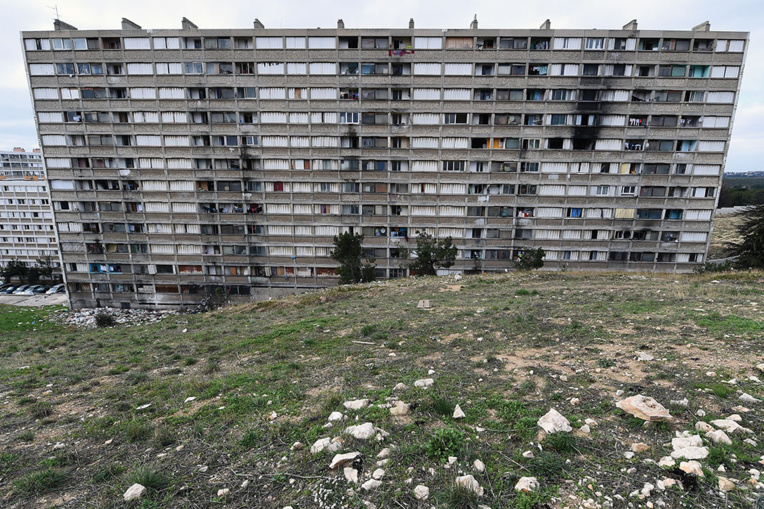 Le gouvernement au chevet des quartiers annonce 2 milliards d'euros pour la rénovation urbaine