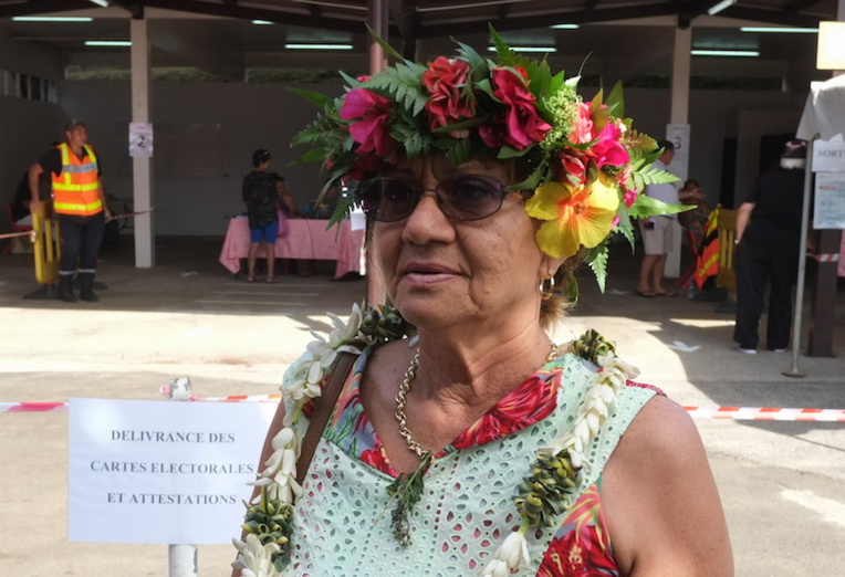 Béatrice Lucas tacle Anthony Jamet sur le parc Teaputa Béatrice Lucas tacle Anthony Jamet sur le parc Teaputa
