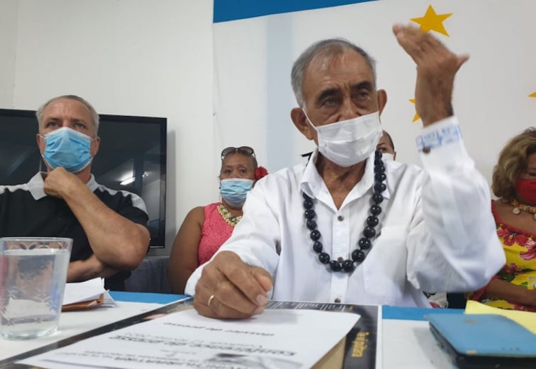 Le Tavini "exhorte" le Pays à commander des vaccins russes ou chinois Le Tavini "exhorte" le Pays à commander des vaccins russes ou chinois