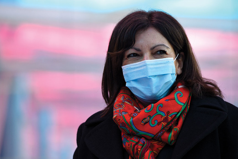 Confiner Paris? La mairie tempère, Castex tance Confiner Paris? La mairie tempère, Castex tance