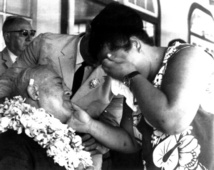 Pouvanaa a Oopa en 1968.