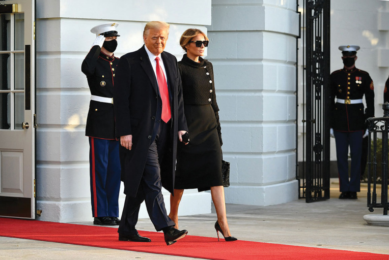 Covid-19: Donald et Melania Trump vaccinés (discrètement) en janvier Covid-19: Donald et Melania Trump vaccinés (discrètement) en janvier