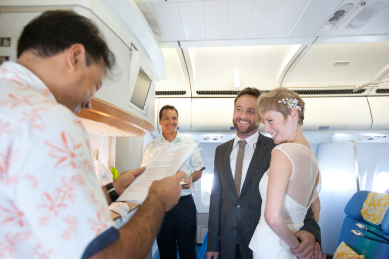 Air Tahiti Nui organise le 1er mariage en vol à destination de Tahiti