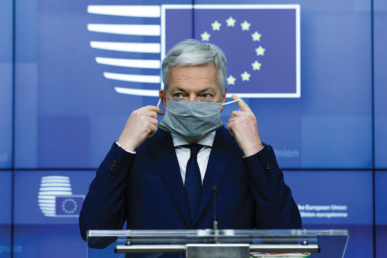 Bruxelles dévoile son projet de passeport sanitaire pour sauver la saison estivale Bruxelles dévoile son projet de passeport sanitaire pour sauver la saison estivale