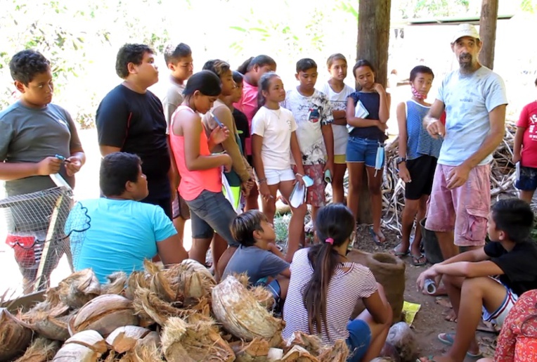 Des graines d’agriculteurs au collège de Nuku Hiva Des graines d’agriculteurs au collège de Nuku Hiva