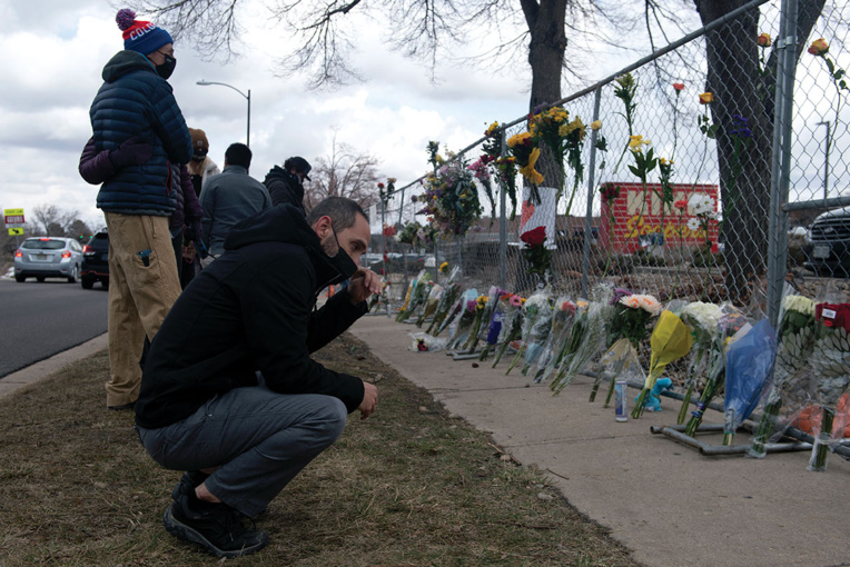 Après une nouvelle tuerie, Biden réclame l'interdiction des fusils d'assaut Après une nouvelle tuerie, Biden réclame l'interdiction des fusils d'assaut