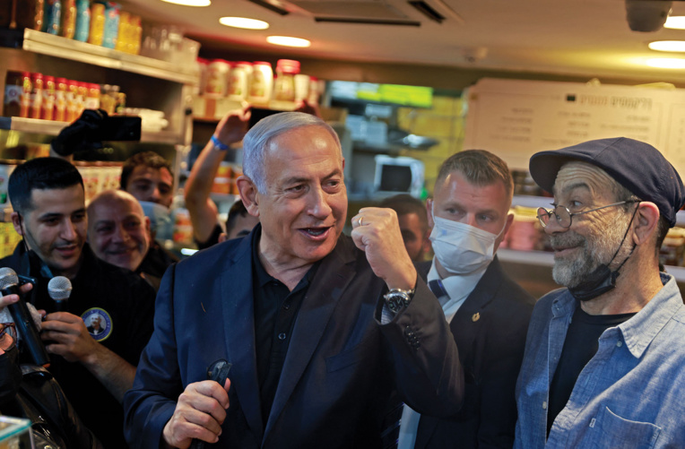 Israël suspendu aux résultats des élections, Netanyahu en quête de soutiens