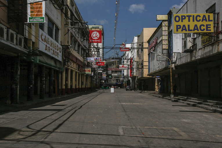 Nouveau confinement aux Philippines face à la flambée de Covid-19 Nouveau confinement aux Philippines face à la flambée de Covid-19