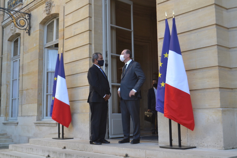 ​À Paris, Fritch sollicite la "solidarité nationale"