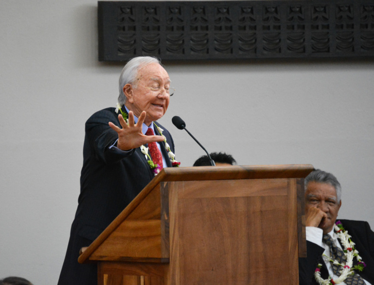 Gaston Flosse : "consacrer les dernières années de ma vie à la terre que j'aime"