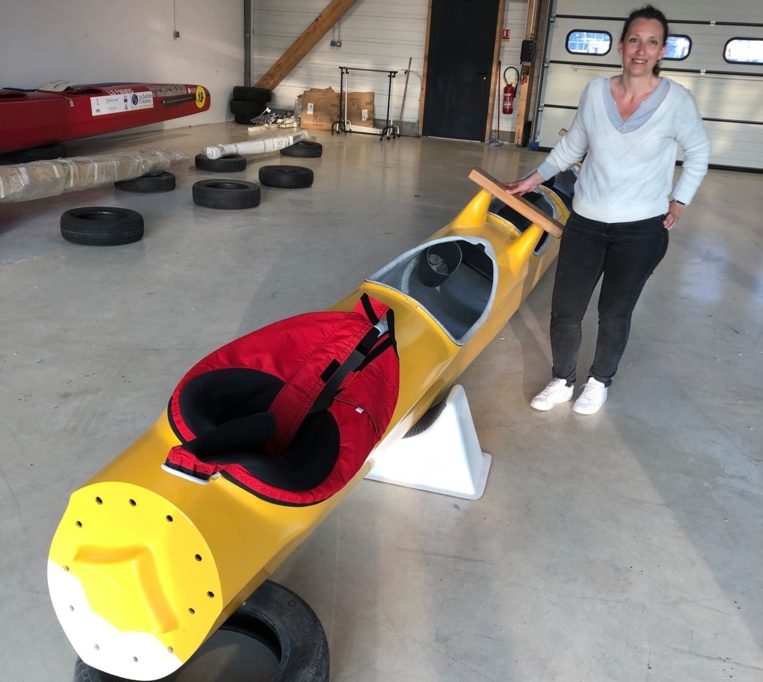 Un va’a Shell aux Sables-d’Olonne