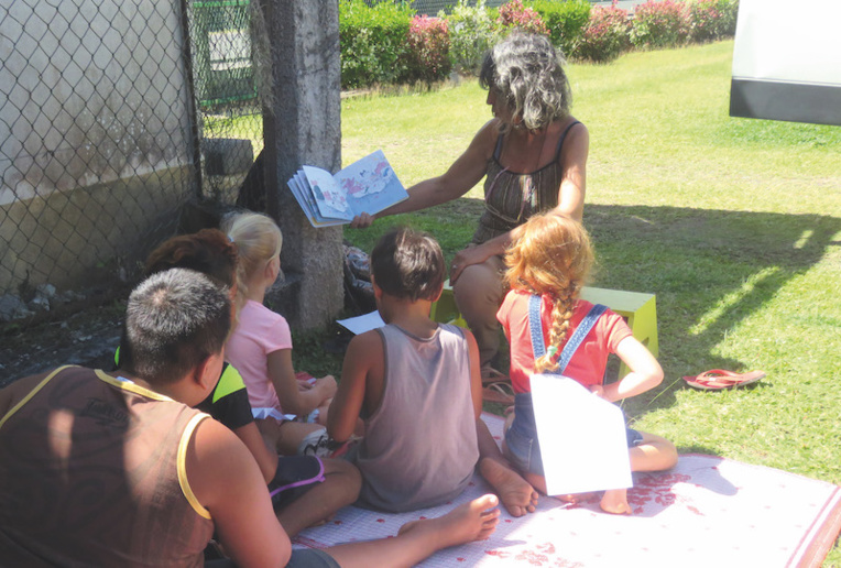 A Moorea, l'école ouverte pour apprendre autrement A Moorea, l'école ouverte pour apprendre autrement