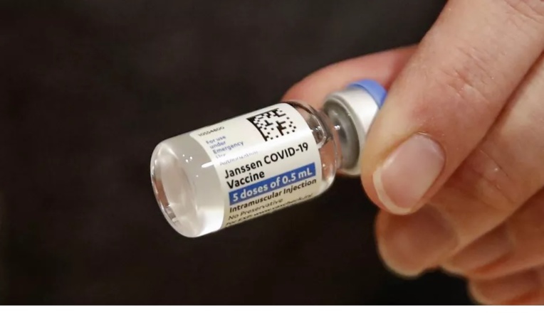 Le régulateur européen examine des cas de caillots sanguins avec le vaccin Johnson & Johnson