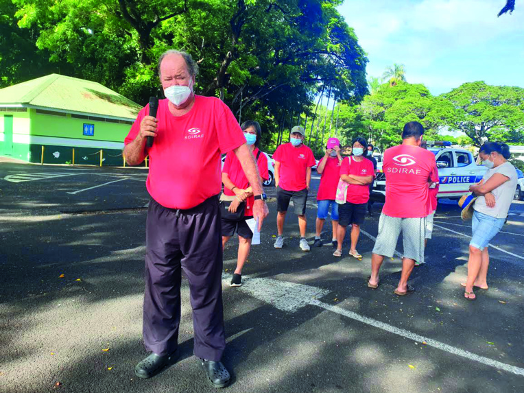 La timide marche du pro-vax Emile Vernier La timide marche du pro-vax Emile Vernier