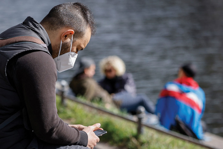 Nouvelle-Zélande: essai d'une application pour détecter le virus avant les symptômes