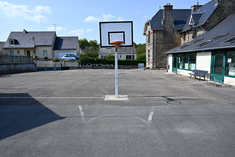 Covid-19: les syndicats d'enseignants attendent des mesures claires pour le retour en classe