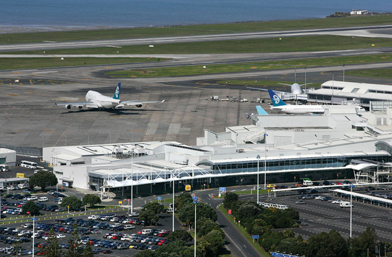 Résurgence du virus: la Nouvelle-Zélande suspend "la bulle" avec l'Australie occidentale Résurgence du virus: la Nouvelle-Zélande suspend "la bulle" avec l'Australie occidentale