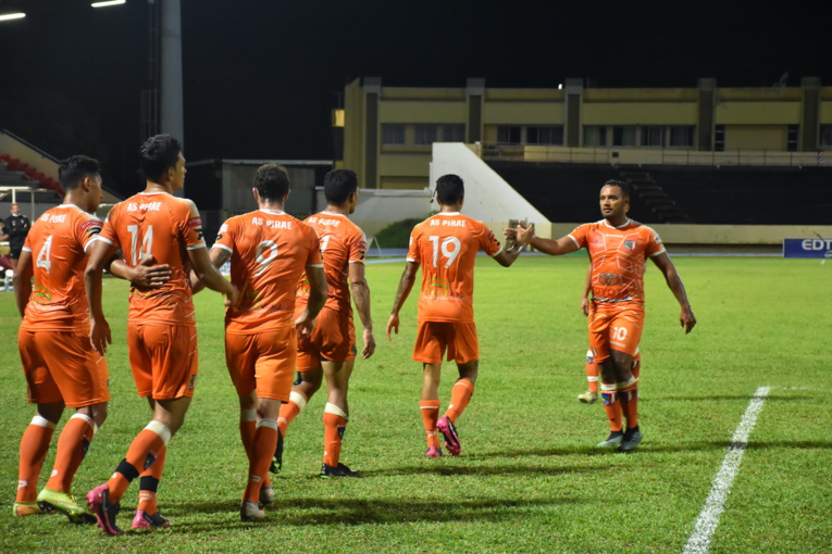 Pirae et Dragon le mano a mano se poursuit en Ligue 1 Pirae et Dragon le mano a mano se poursuit en Ligue 1