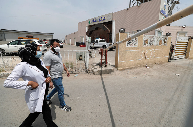 Irak: plus de 80 morts dans l'incendie d'un hôpital à Bagdad, un ministre suspendu