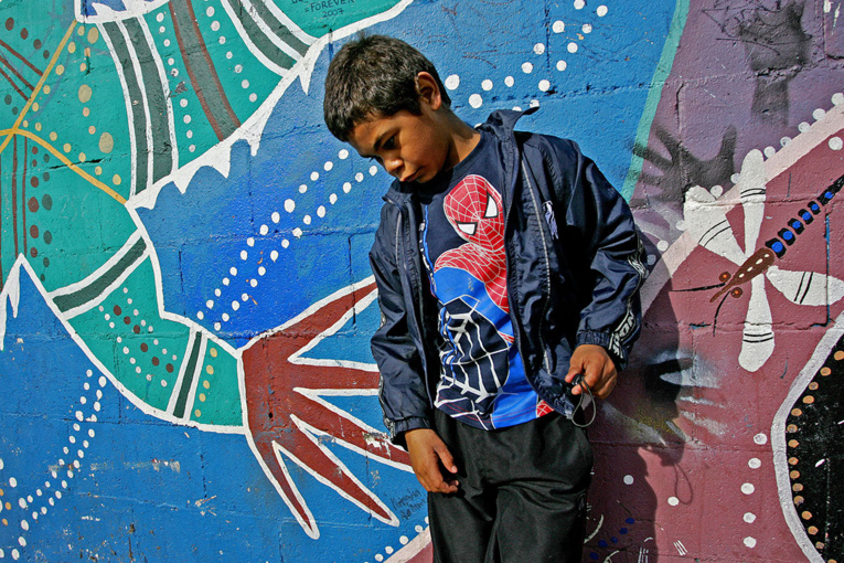 Australie: les enfants aborigènes volés attaquent le gouvernement en justice Australie: les enfants aborigènes volés attaquent le gouvernement en justice