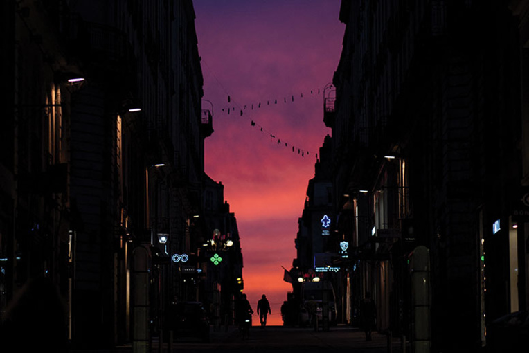 Covid-19 : Macron dévoile un déconfinement en quatre étapes d'ici fin juin Covid-19 : Macron dévoile un déconfinement en quatre étapes d'ici fin juin