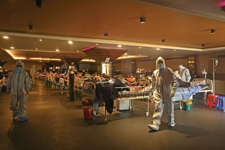 Inde: 3.645 décès du Covid-19 en 24 heures, un nouveau record