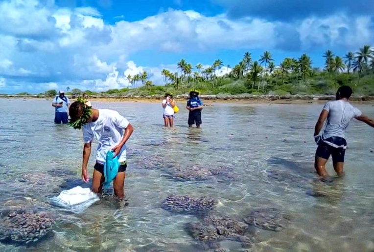Les élèves en gestion et exploitation en milieu marin du Cetad de Hao ont mis en application leurs connaissances en organisant une journée d'excursion touristique.