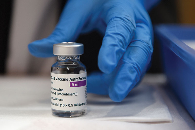 Covid-19: vaccination ouverte à tous les adultes à partir du 15 juin, annonce Macron Covid-19: vaccination ouverte à tous les adultes à partir du 15 juin, annonce Macron