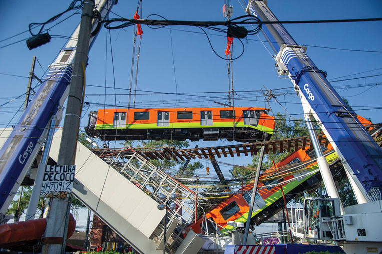 Mexico : 23 morts dans l'effondrement d'un pont de métro aérien Mexico : 23 morts dans l'effondrement d'un pont de métro aérien