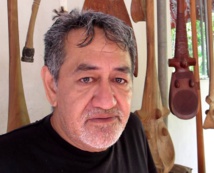 Le savoir-faire ancestral transmis aux futurs sculpteurs de Nuku Hiva Le savoir-faire ancestral transmis aux futurs sculpteurs de Nuku Hiva