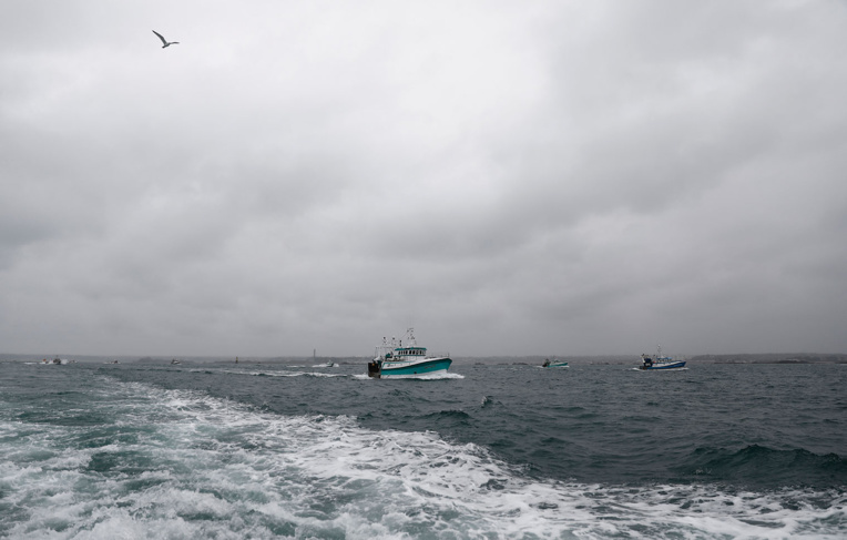 Pêche post-Brexit: démonstration de force des pêcheurs français devant Jersey