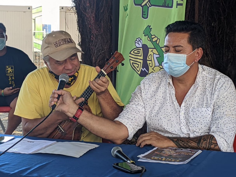 Paco interprête Te Pua Noanoa de Heremoana Maamaatuaiahutapu.