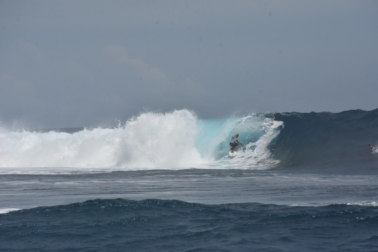 Tamahei Temu a obtenu une note de 8.17 grâce à un beau tube. Tamahei Temu a obtenu une note de 8.17 grâce à un beau tube.
