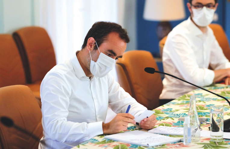 Sébastien Lecornu : ​“Nous souhaitons qu’Air Tahiti Nui continue à voler”