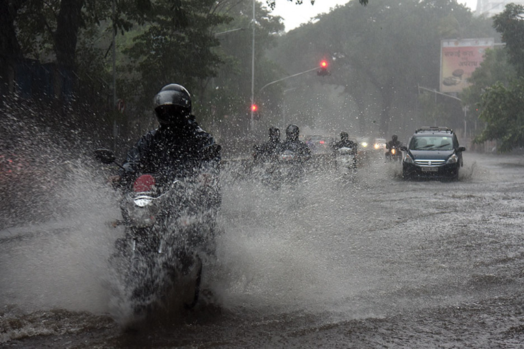 Le cyclone Tauktae frappe une Inde fragilisée par le Covid-19 Le cyclone Tauktae frappe une Inde fragilisée par le Covid-19