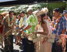 Marcel Tuihani, le ministre de l’artisanat aux côtés du Haut-commissaire inaugure la 26e édition du Heiva rima’i.