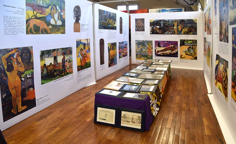 Tahiti et ses îles s'exposent à travers l’Europe Tahiti et ses îles s'exposent à travers l’Europe