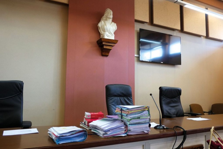 La cour a reconnu coupable l'accusé de 36 ans La cour a reconnu coupable l'accusé de 36 ans