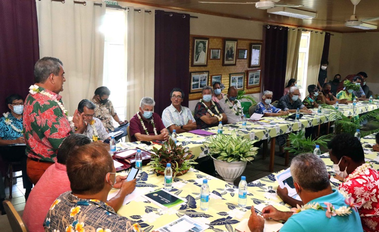 Réunion JO entre le Pays et les élus de Taiarapu-Ouest Réunion JO entre le Pays et les élus de Taiarapu-Ouest