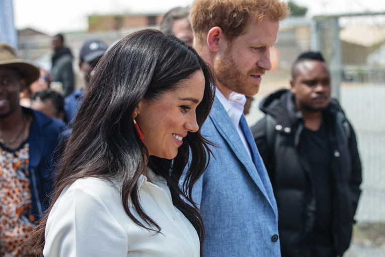 Harry et Meghan annoncent la naissance de leur fille, la famille royale "ravie" Harry et Meghan annoncent la naissance de leur fille, la famille royale "ravie"