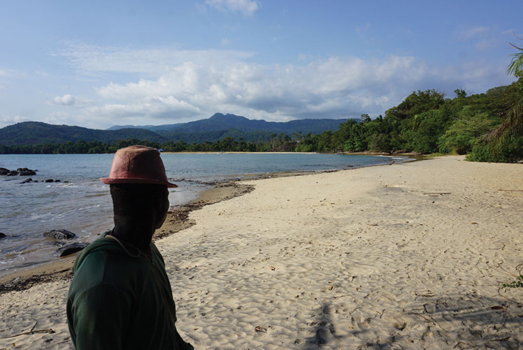 Sierra-Leone: un projet de port de pêche financé par la Chine fait des vagues Sierra-Leone: un projet de port de pêche financé par la Chine fait des vagues