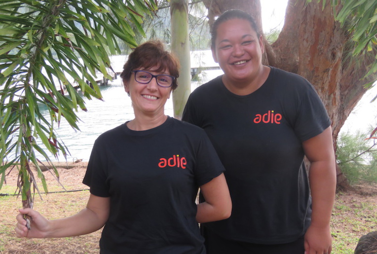 L'Adie fait son marché à Moorea L'Adie fait son marché à Moorea