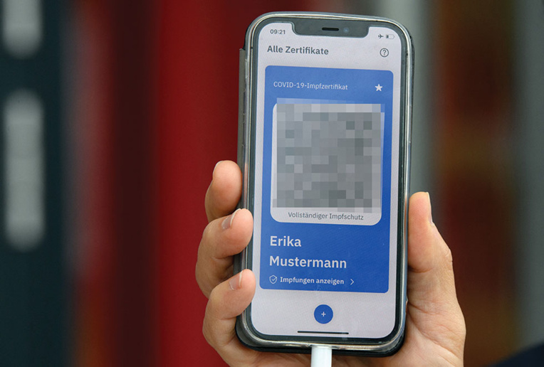 Voyages au sein de l'UE: les 27 prévoient des restrictions possibles en cas de variants Voyages au sein de l'UE: les 27 prévoient des restrictions possibles en cas de variants