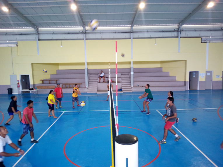 Un entraînement mené par les deux joueurs professionnels.