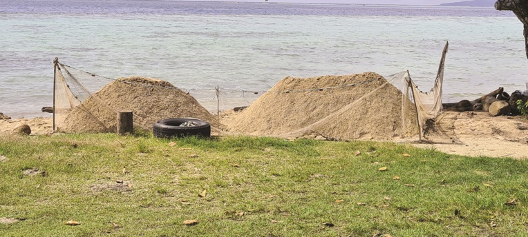 Te'avaro dépouillée de son sable Te'avaro dépouillée de son sable