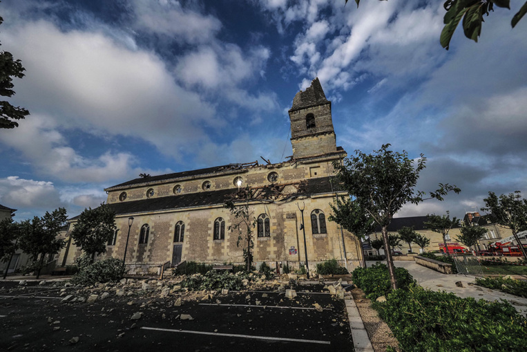 Orages: des "gros dégâts" et désormais 28 départements en vigilance orange